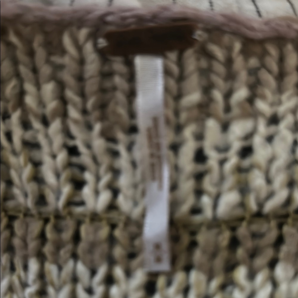 Elegant Beige Women's Sweater